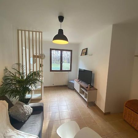 Vérargues Chez Cathy Et Philippeヴィラ エクステリア 写真